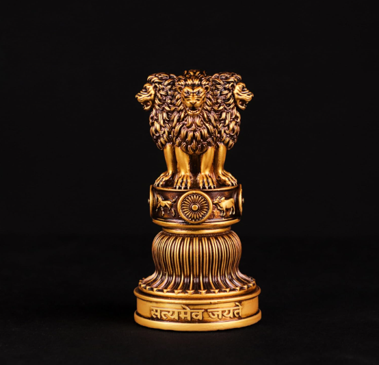 Handcrafted Ashoka Stambha Stoop Idol Ashok Statue Showpiece for Home Decor Advocate Table Showpiece Corporate Gifting (6 Inch, Antique)